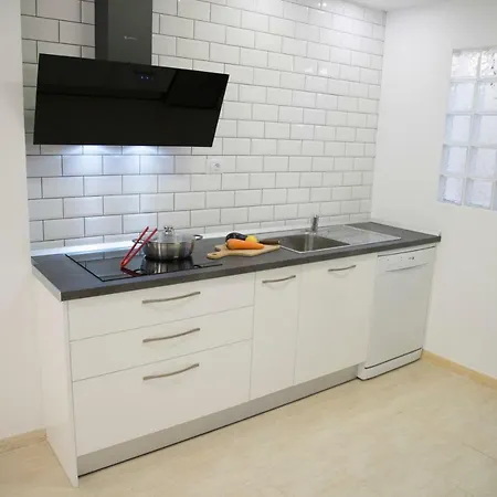 Situada En Gran Canaria, Villa *