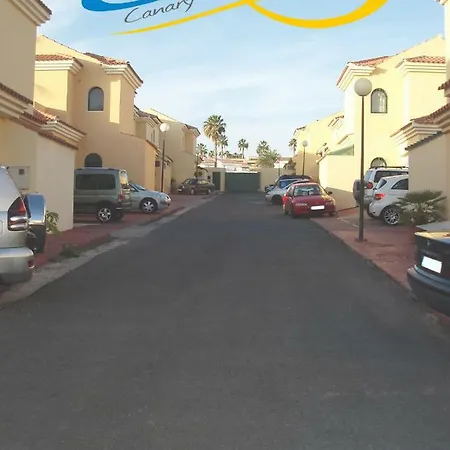 Situada En Gran Canaria, *