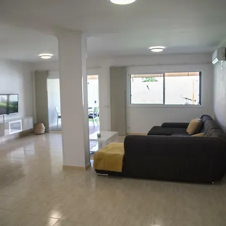 Вилла Situada En Gran Canaria, *